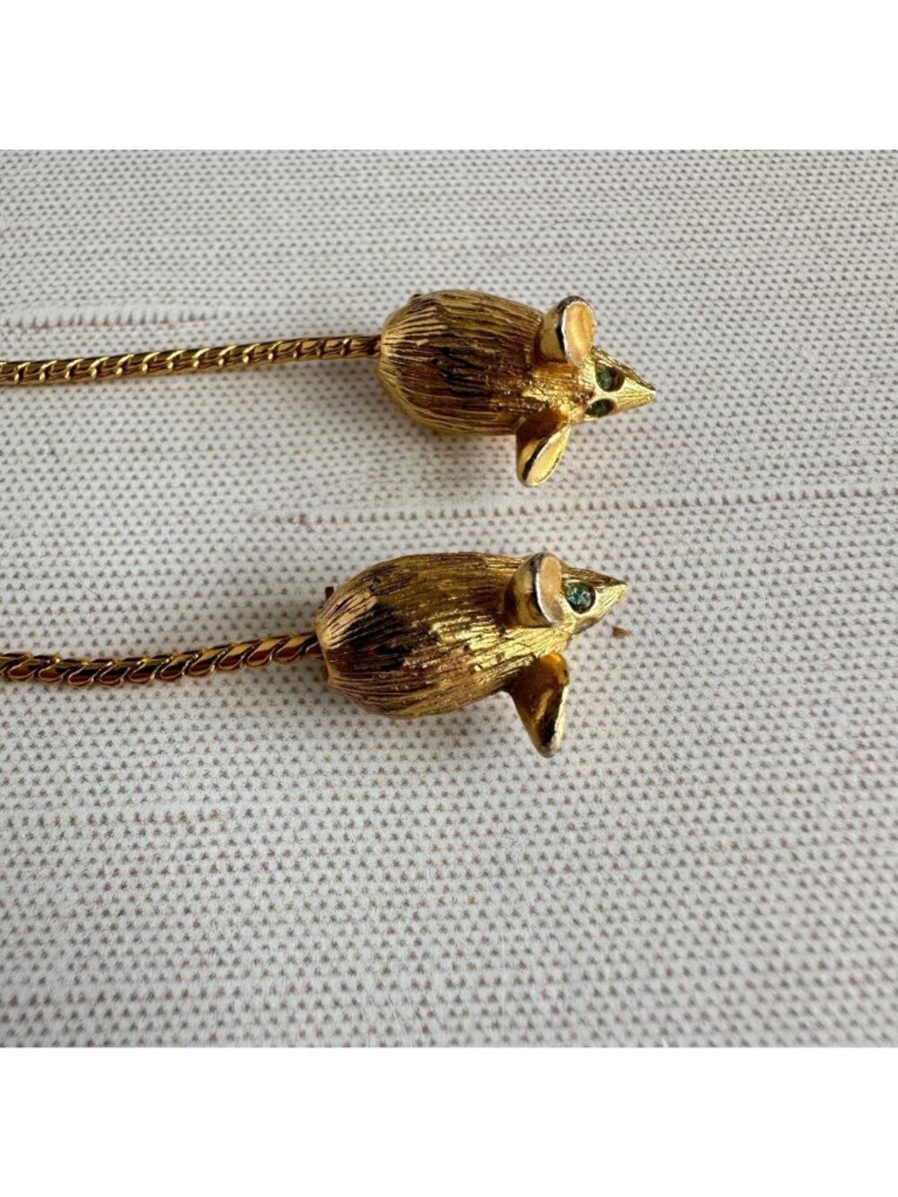 1960s Gold Tone Mouse Scatter Pins Chain Tails Green Eyes - Picture 5 of 10